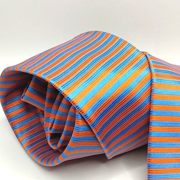 NAUTICA BLUE ORANGE STRIPE 100% SILK NECKTIE - Picture 3 of 5